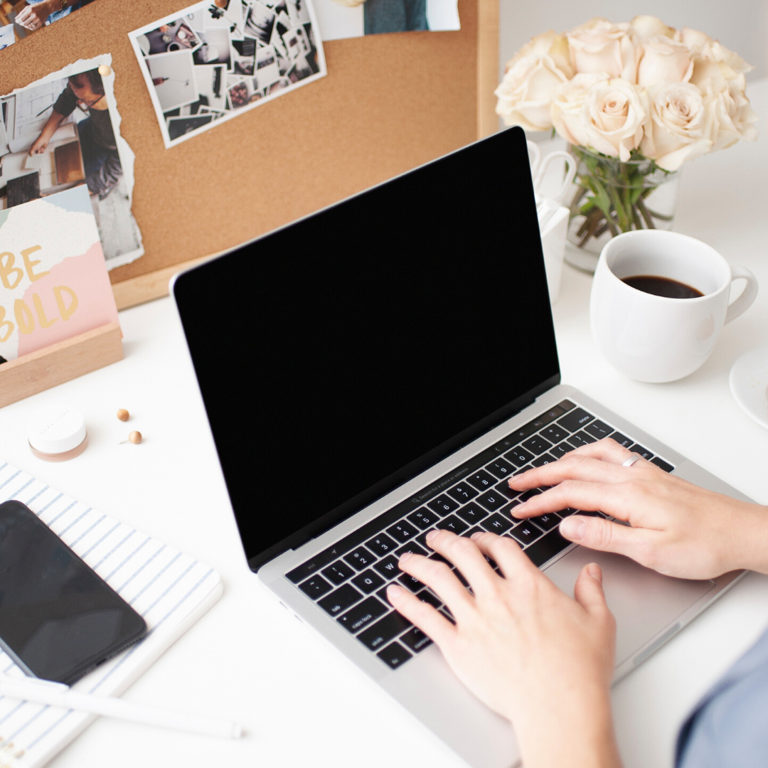 5 Reasons to Clean Off Your Desk Today